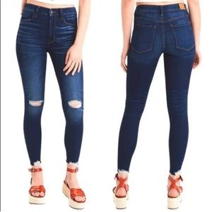 American Eagle - Super High-Rise Jegging Distressed Dark Wash Jeans